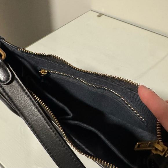 Brandy Melville Black Shoulder Bag - Picture 4 of 4